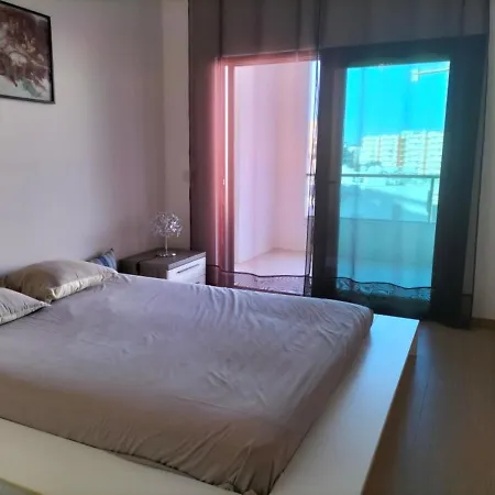 Modern Luxury Prime Flat Garage Apartment *