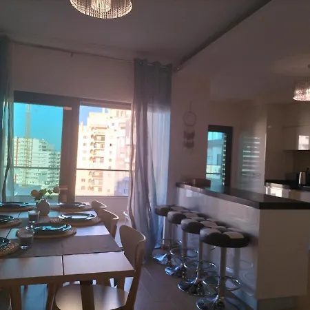 Modern Luxury Prime Flat Garage Apartment Portimao
