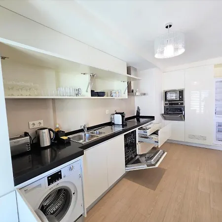 Modern Luxury Prime Flat Garage *